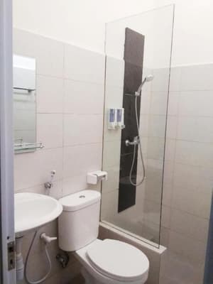thumbnail: Bathroom