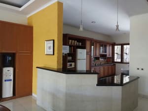 thumbnail: In-room dining