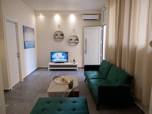 thumbnail: Living area