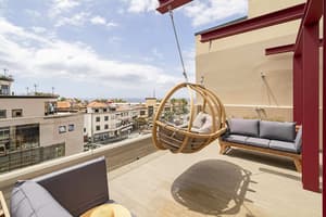 thumbnail: Balcony