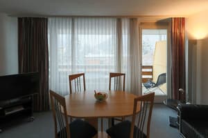 thumbnail: In-room dining