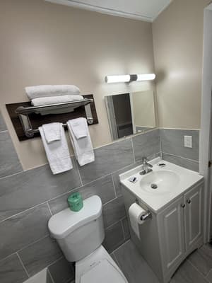 thumbnail: Bathroom