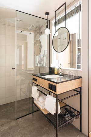 thumbnail: Bathroom