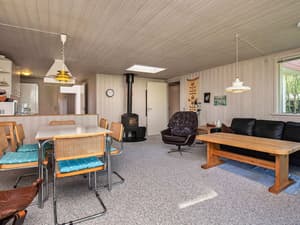 thumbnail: Interior
