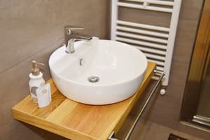 thumbnail: Bathroom sink