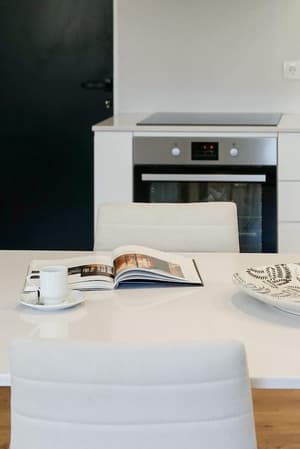 thumbnail: In-room dining