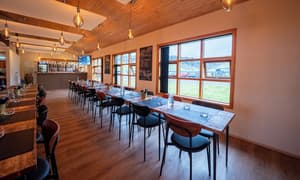 thumbnail: Restaurant