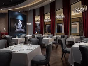 thumbnail: Restaurant
