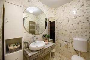 thumbnail: Bathroom