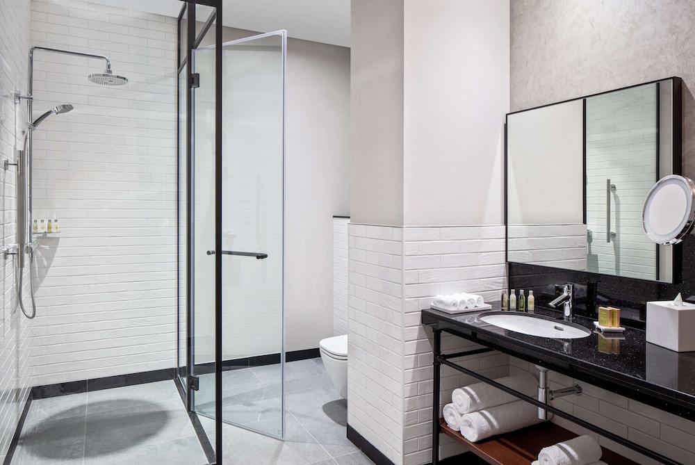 Bathroom shower