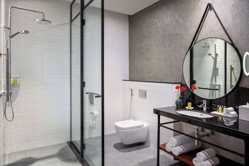 Bathroom shower