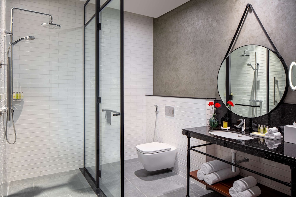 Bathroom shower