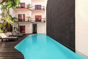 thumbnail: Pool
