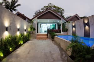 thumbnail: Front of property - evening/night