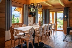 thumbnail: Dining room