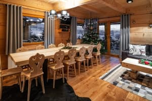 thumbnail: Dining room