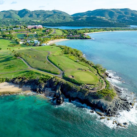 18-hole Beachfront Golf Course