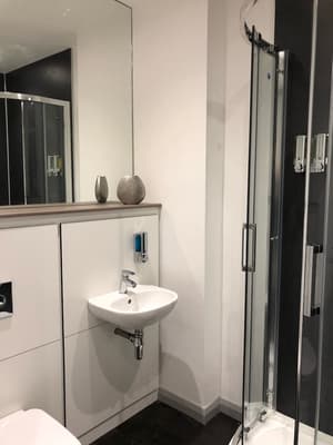 thumbnail: Bathroom