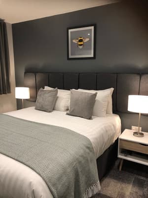 thumbnail: Room