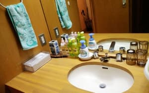 thumbnail: Bathroom
