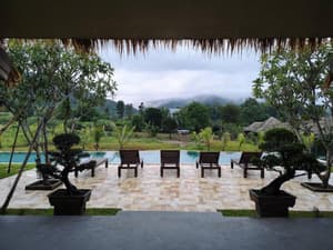 thumbnail: Sundeck