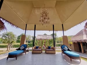 thumbnail: Terrace/patio