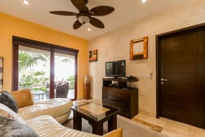 thumbnail: Living room