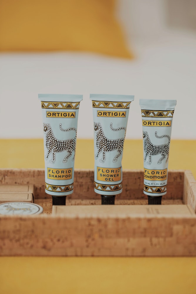 Bathroom amenities