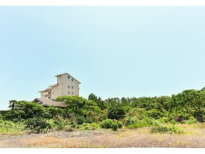 thumbnail: Exterior