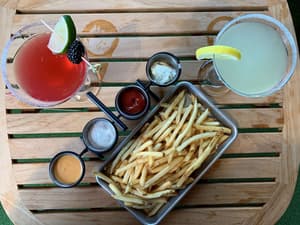 thumbnail: Restaurant