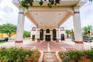 thumbnail: Exterior