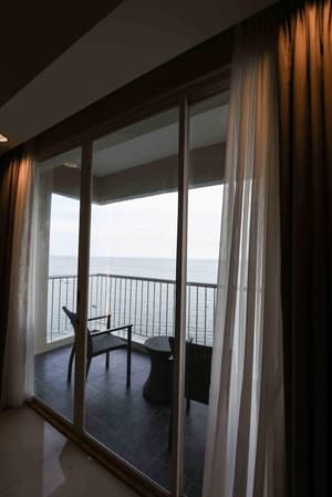 thumbnail: Balcony