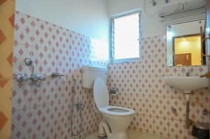 thumbnail: Bathroom
