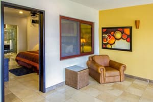 thumbnail: Living area