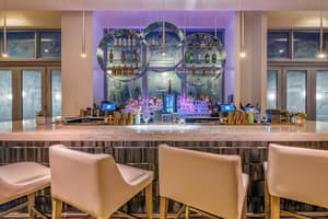 thumbnail: Bar (on property)