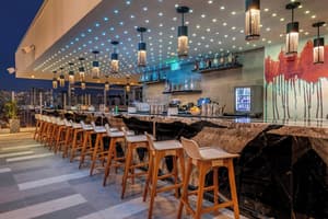 thumbnail: Bar (on property)
