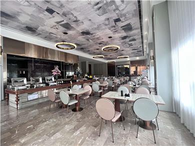 Dining,Dining Area,Restaurant,On-Site