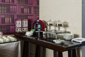 thumbnail: Coffee service
