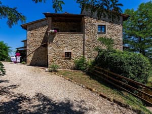 thumbnail: Exterior