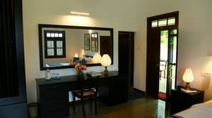 thumbnail: Room amenity
