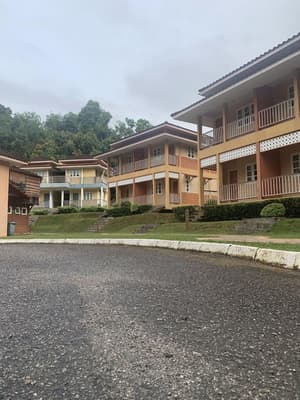 thumbnail: Exterior