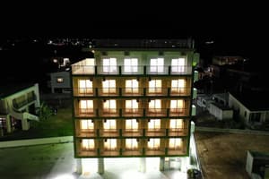 thumbnail: Exterior