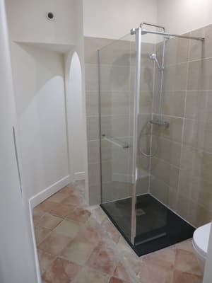 thumbnail: Bathroom shower