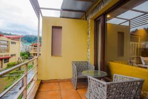 thumbnail: Balcony