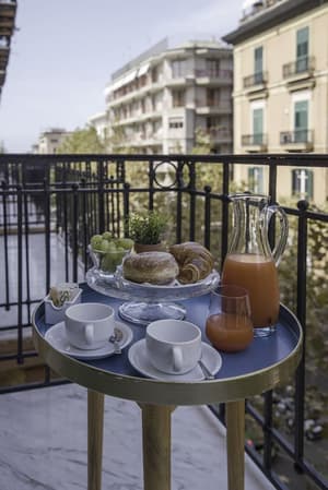 thumbnail: Breakfast area