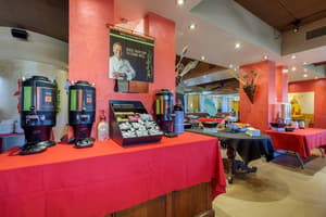 thumbnail: Breakfast area