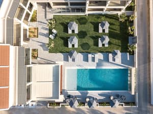 thumbnail: Exterior