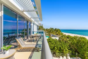 thumbnail: Balcony