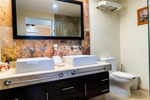 thumbnail: Bathroom sink