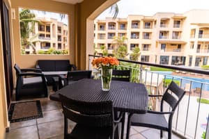 thumbnail: Balcony view